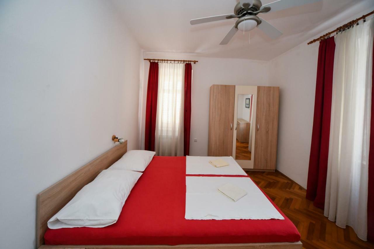 Apartments Bazilika Novalja Exterior foto