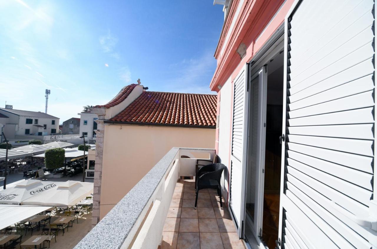 Apartments Bazilika Novalja Exterior foto
